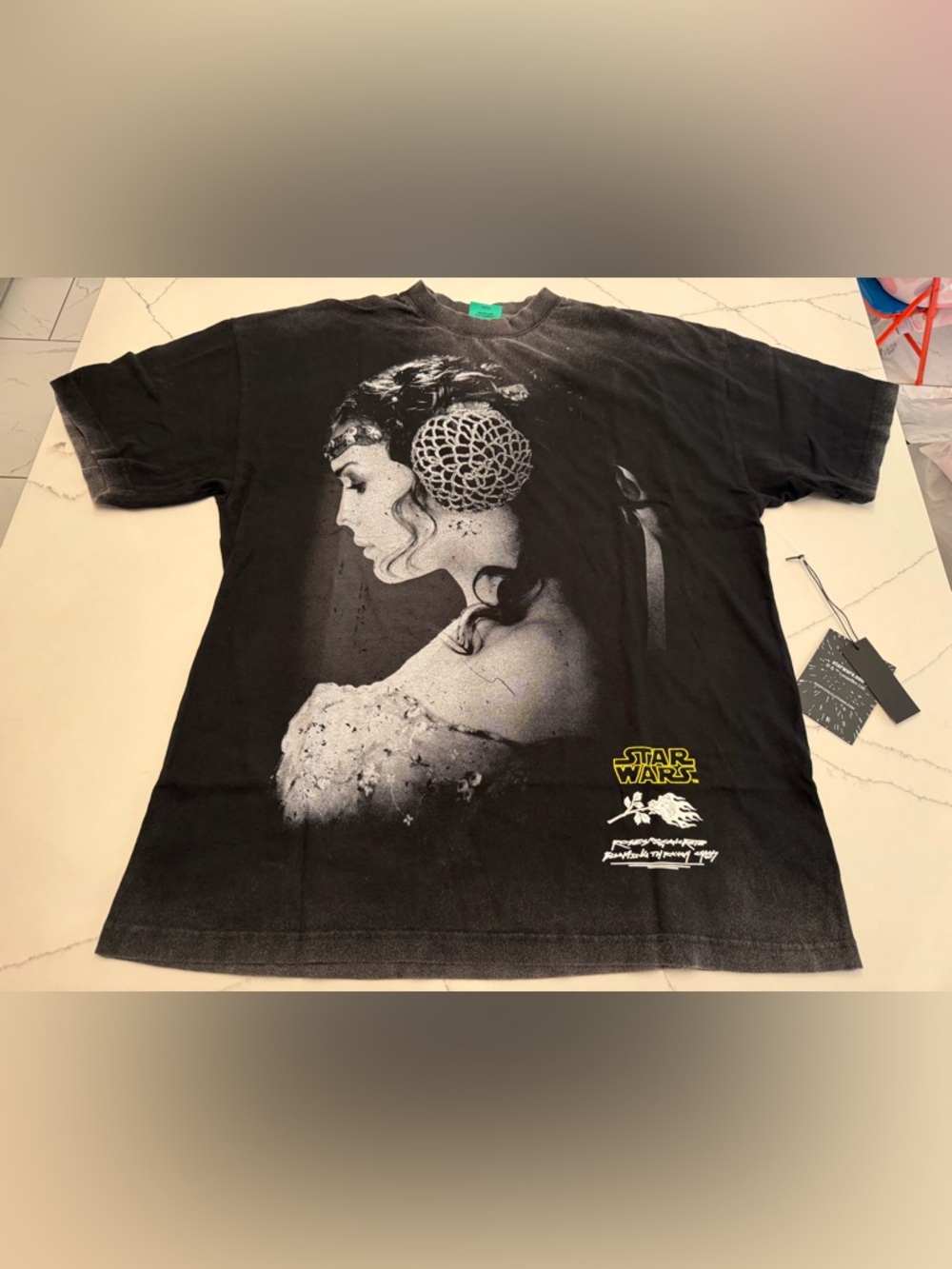 Civil Regime Star Wars Princess Leia Graphic Tee in Black